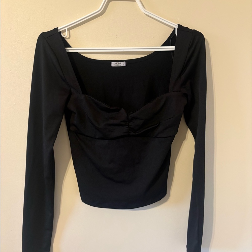 Ardene Black Long Sleeve Sweetheart Neck Top